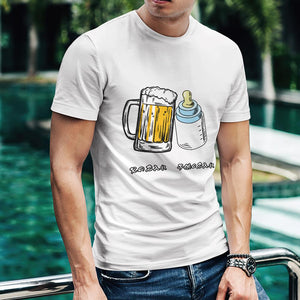 カスタム名前Tシャツ - テキスト入れ可能なT-SHIRTギフト父の日プレゼント - ビールジョッキと哺乳瓶かんぱい