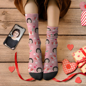 カスタムフェイスソックス-写真入り名入れ可能なトランプとハート柄のオリジナル靴下バレンタインプレゼント