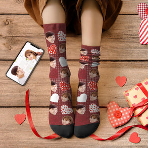 カスタムフェイスソックス-写真入り名入れ可能なハート柄のチョコレート色オリジナル靴下バレンタインプレゼント