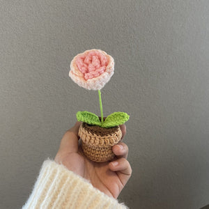 手編みの花手編みの鉢植え手仕事好きへのプレゼント