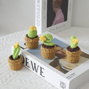 手編みの花手編みの鉢植え手仕事好きへの素敵なプレゼント