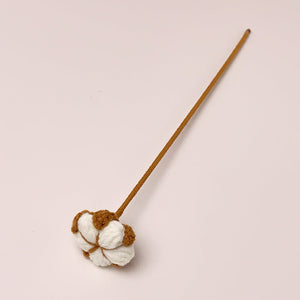 かぎ針編み花造花手作りの編み物-綿とベリーの手編みプレゼント